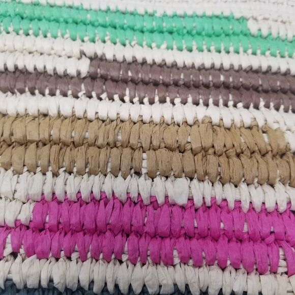 NWOT. Retro straw style wristlet bag. Multicolor rattan, straw. - Picture 9 of 10